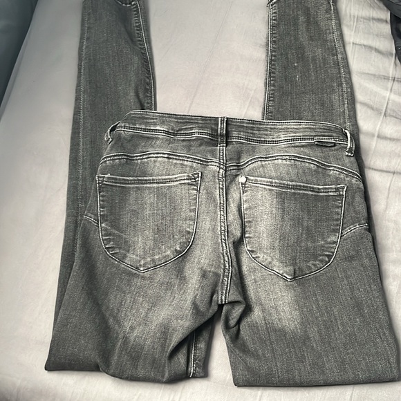 H&M charcoal jeggings - Picture 3 of 5